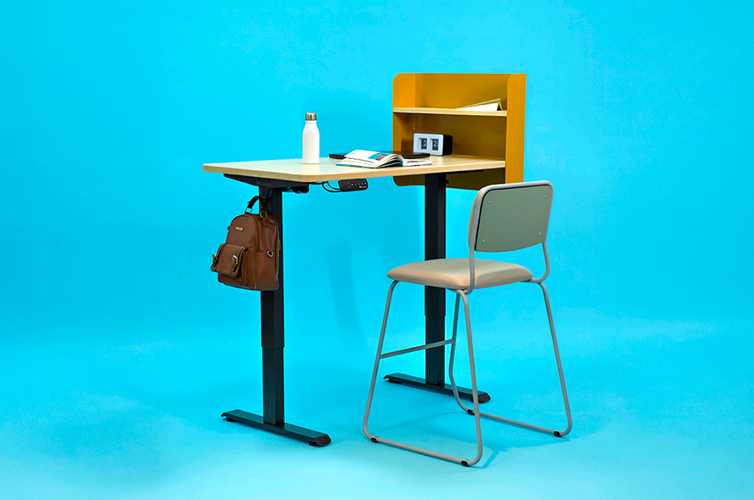 Lançamento da Maqmóveis: mesas com regulagem elétrica de altura